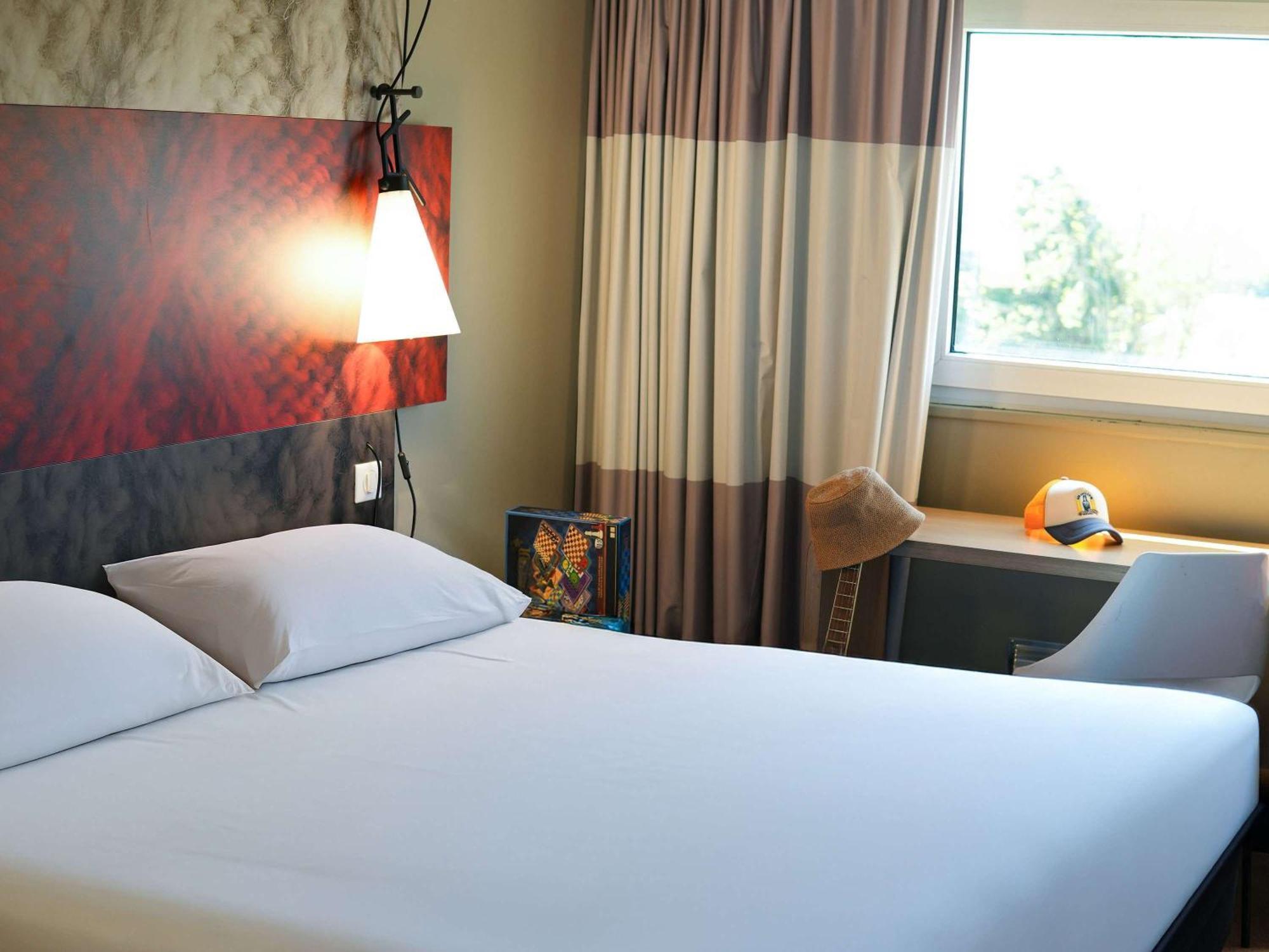 Ibis Caen Porte D'Angleterre Exterior photo